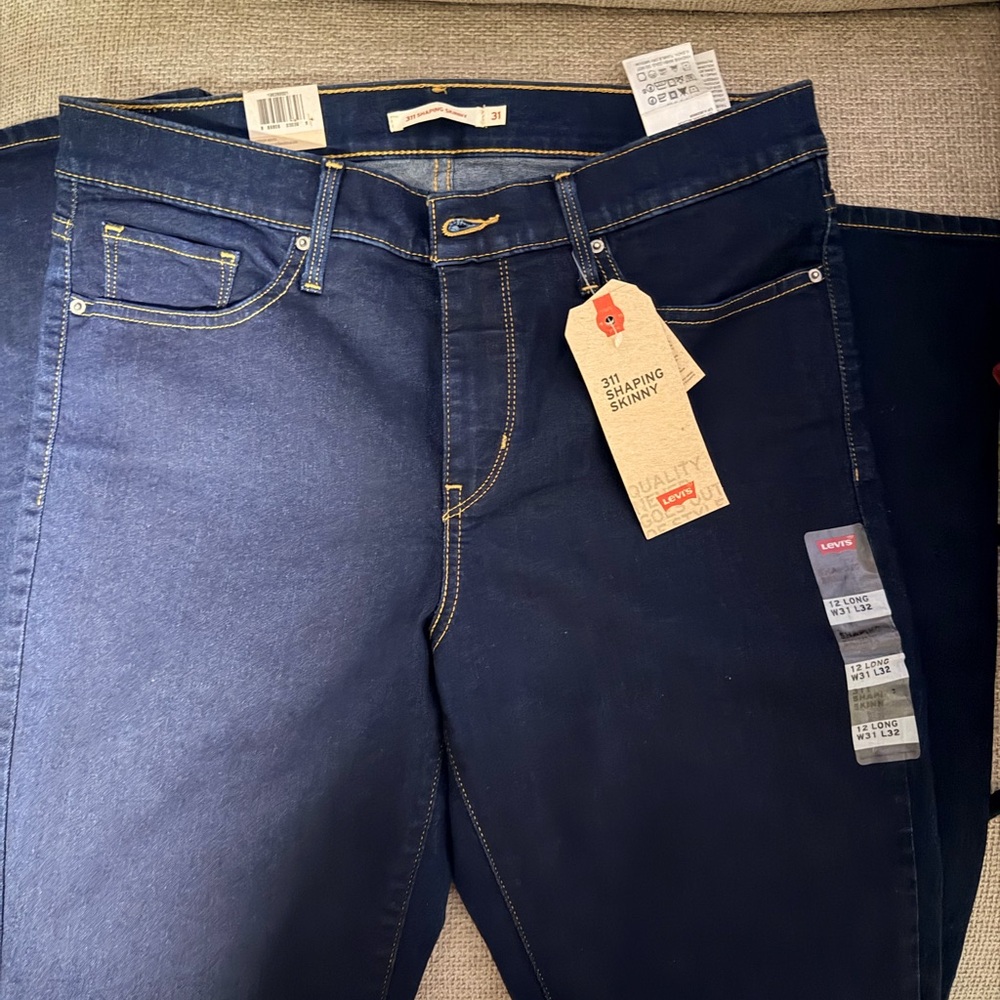 Levi's Women's Dark Blue Skinny Jeans